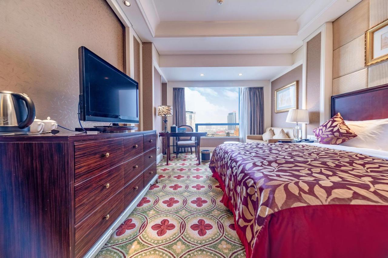 Ramada Yichang Hotel Dış mekan fotoğraf