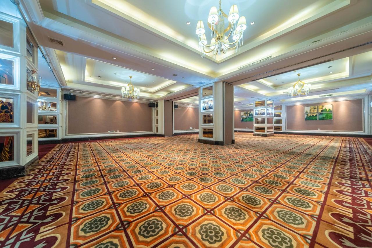 Ramada Yichang Hotel Dış mekan fotoğraf