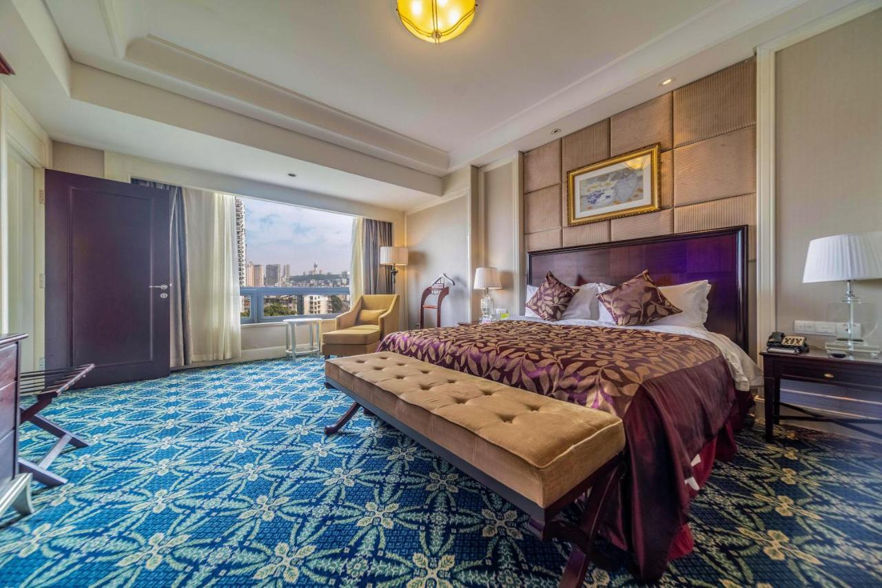 Ramada Yichang Hotel Dış mekan fotoğraf
