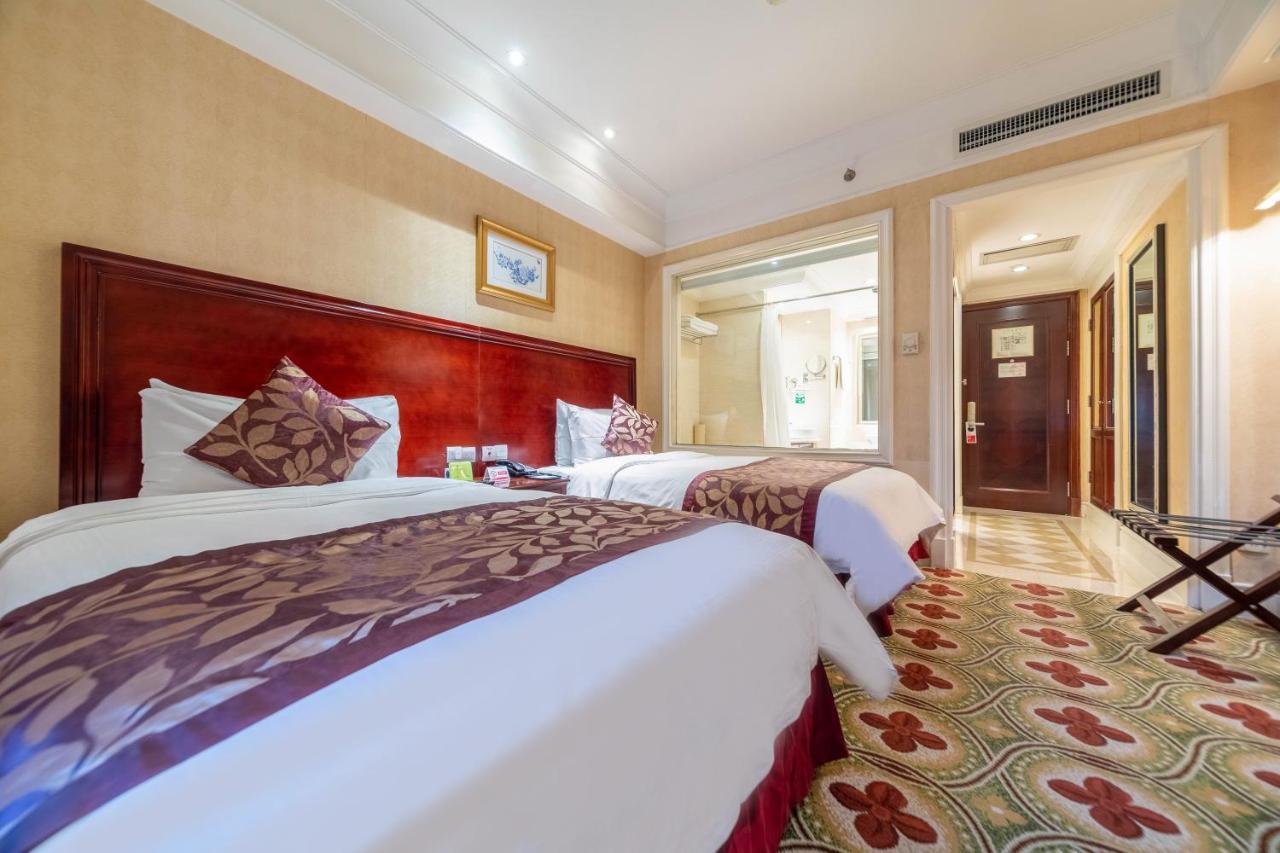 Ramada Yichang Hotel Dış mekan fotoğraf