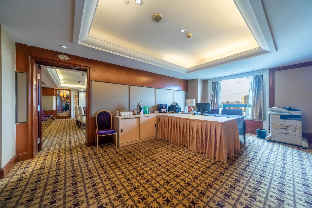 Ramada Yichang Hotel Dış mekan fotoğraf
