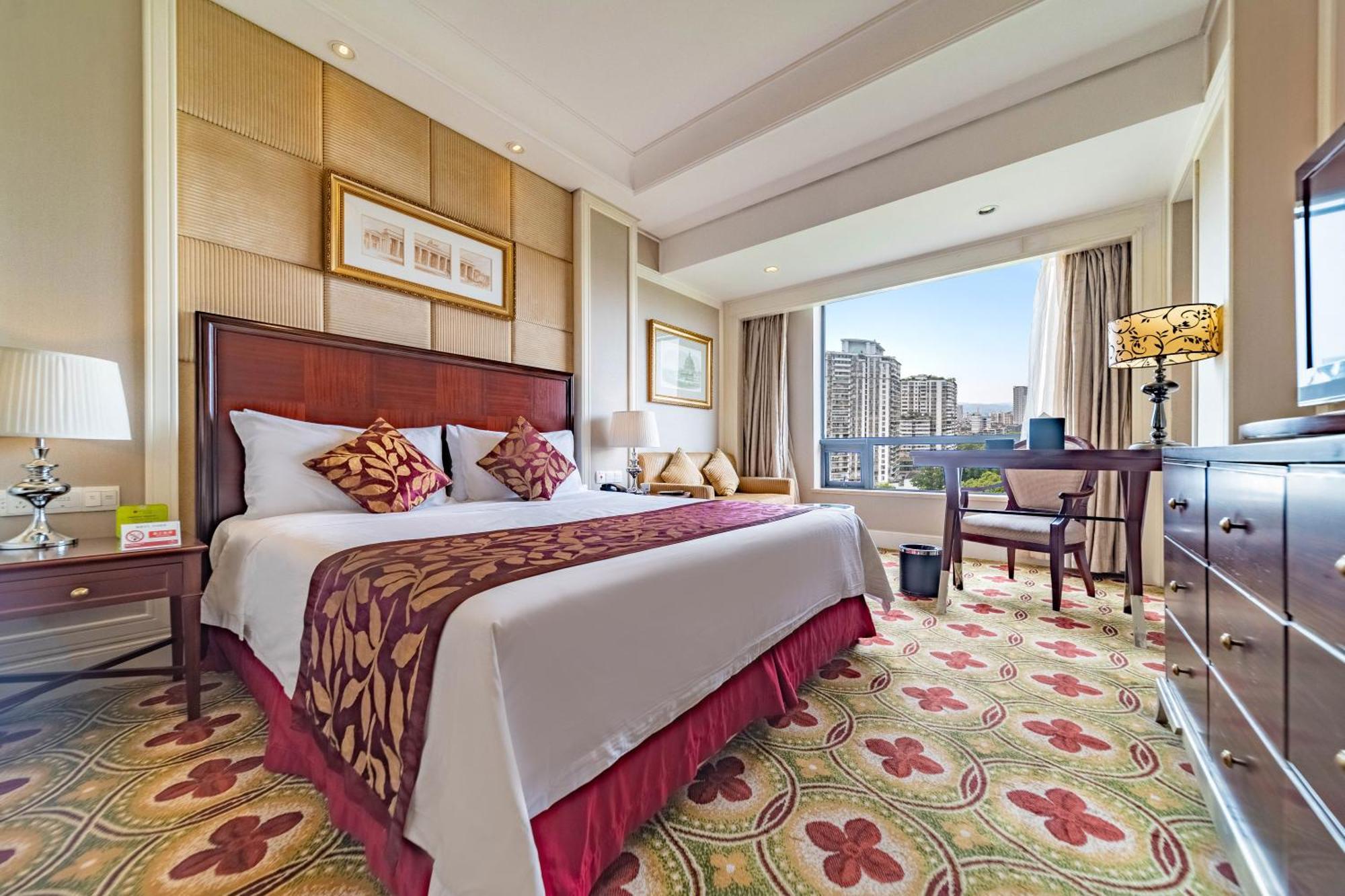 Ramada Yichang Hotel Dış mekan fotoğraf