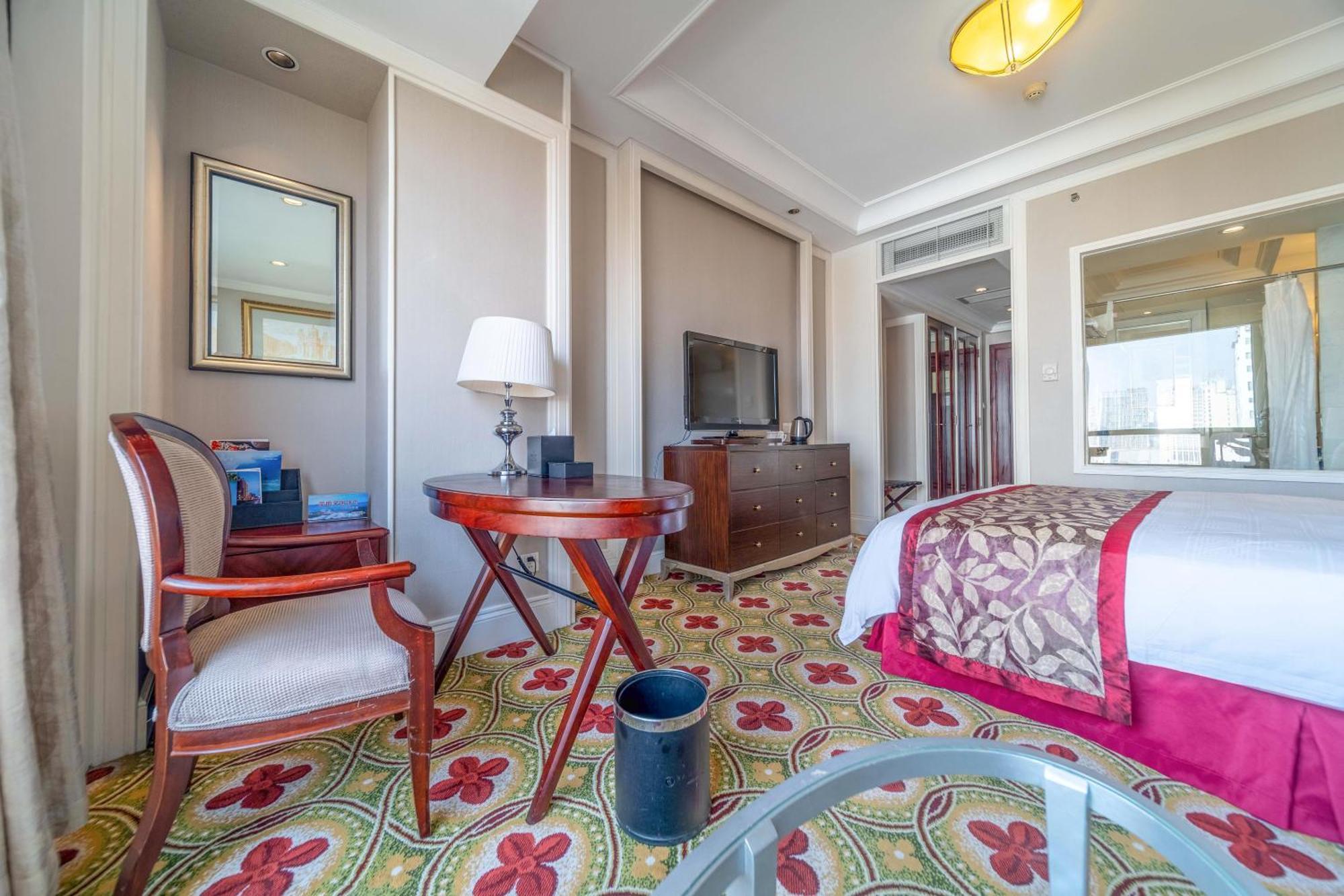 Ramada Yichang Hotel Dış mekan fotoğraf